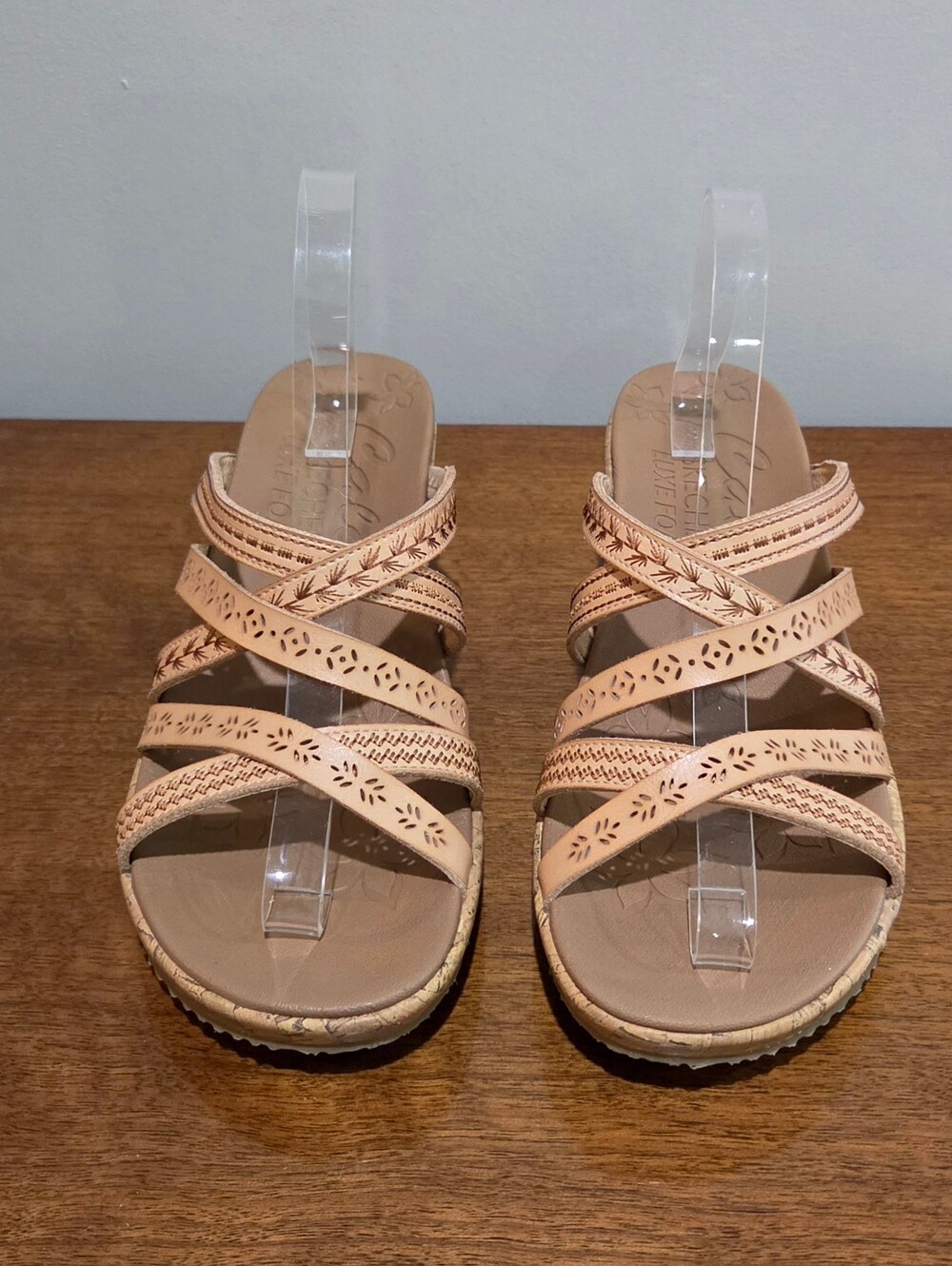 Sketchers Luxe Foam Beverlee Tiger Posse Strappy Tan Wedge Sandals Size 9.5 M